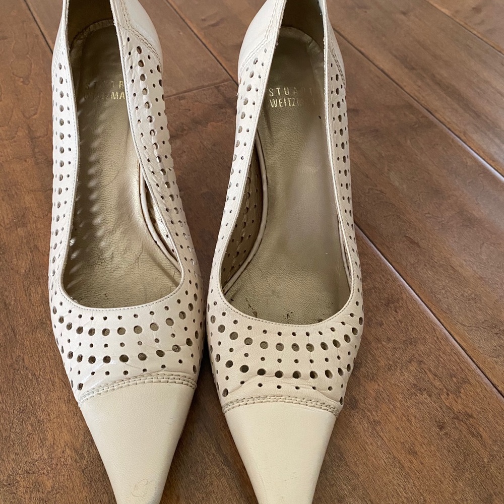 Stuard Weitzman Pump size 7